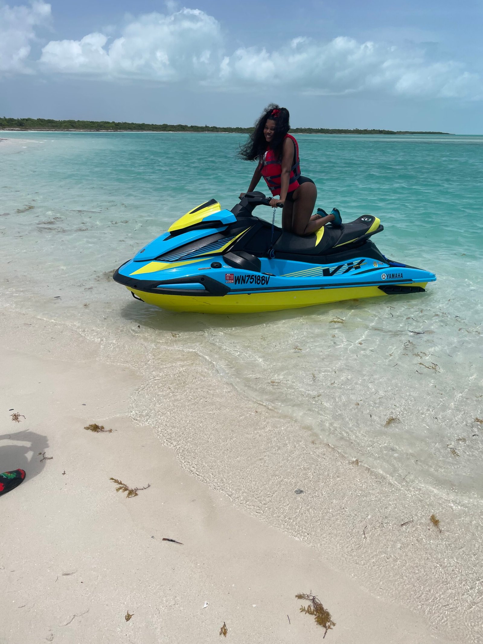 DEEA9CE0-7C13-4FF3-999E-A716FEFC4712